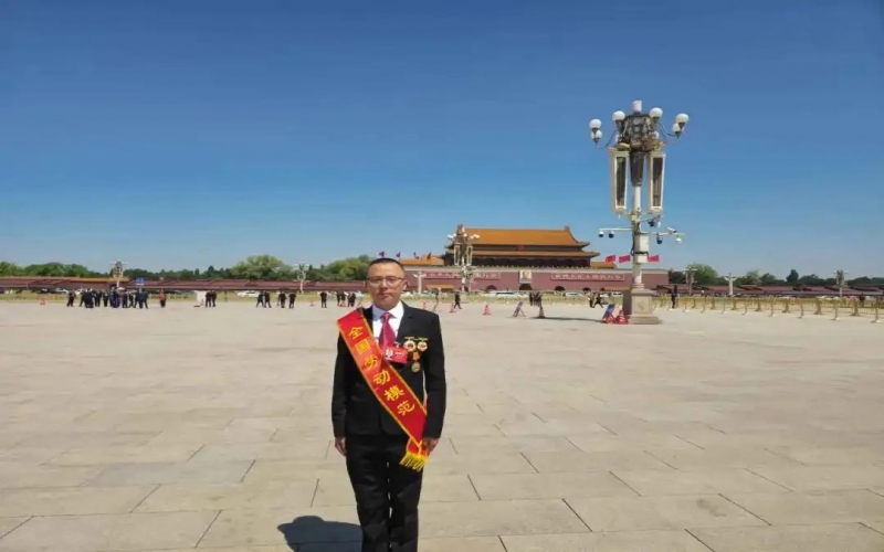 勞模故事｜“刀鋒舞者”20年！趙小東從一線工人煉成全國(guó)勞模