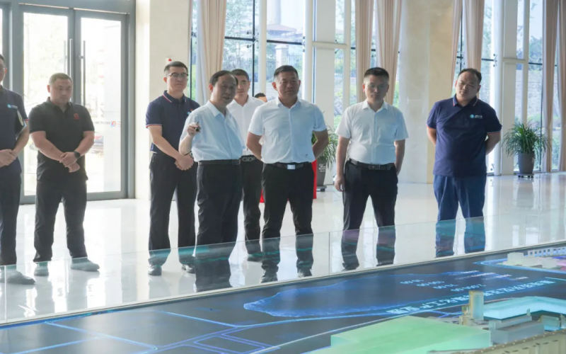 榮程集團(tuán)副總裁、榮程新能集團(tuán)董事長張立華赴金鼎鋼鐵集團(tuán)煤焦化參觀考察